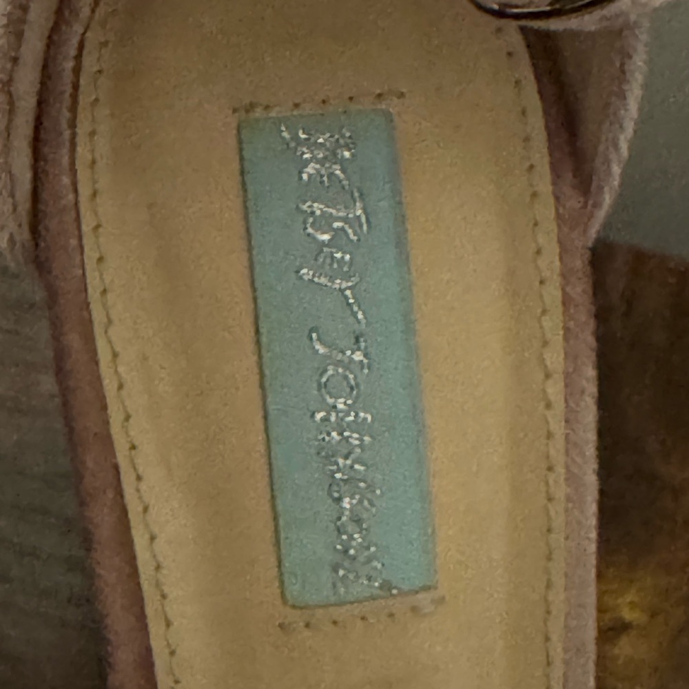 Betsey Johnson Pink with Blue Bottoms Elegant Velvet Ankle Strap Heels - Picture 2 of 6